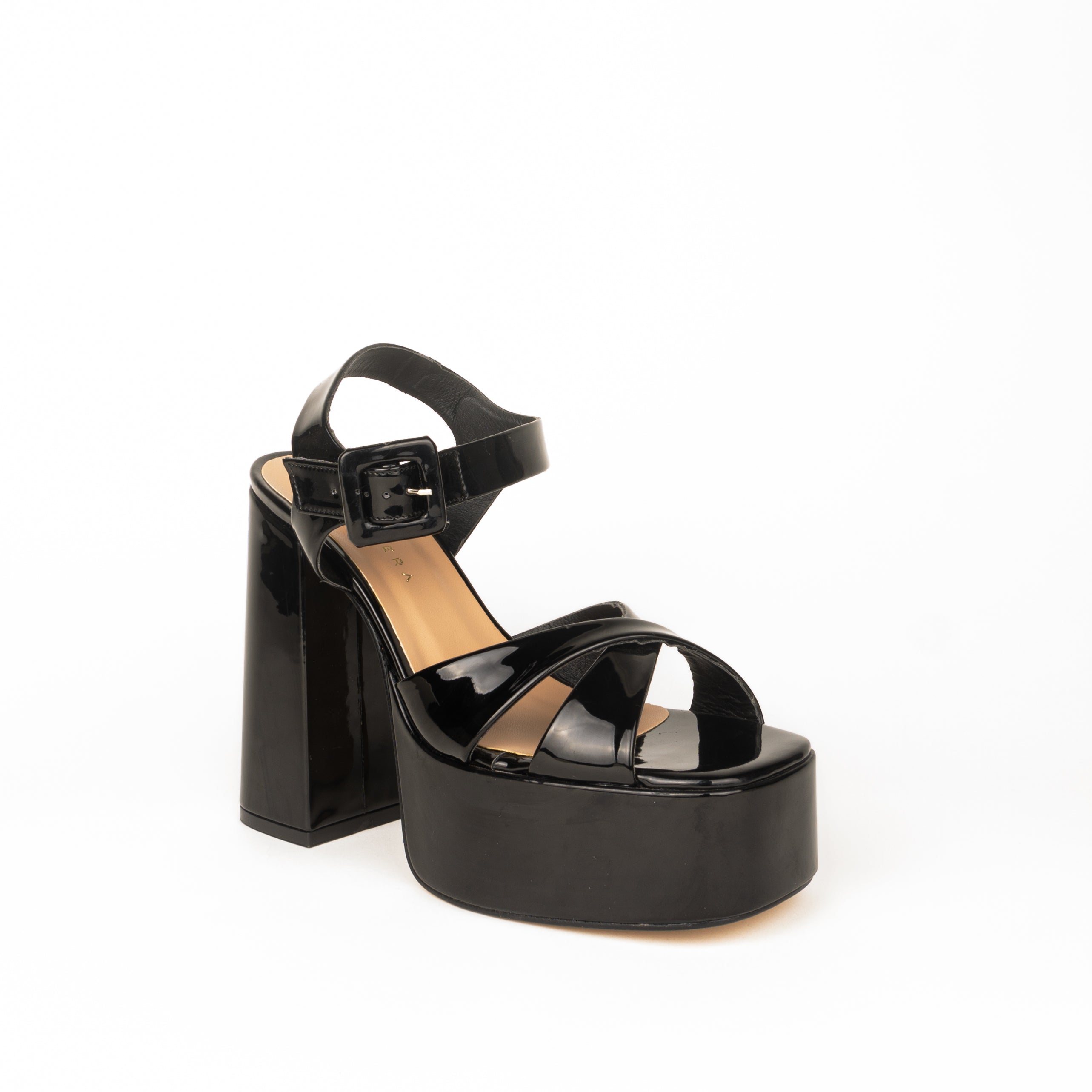 Sandalia VALENTINA charol negro