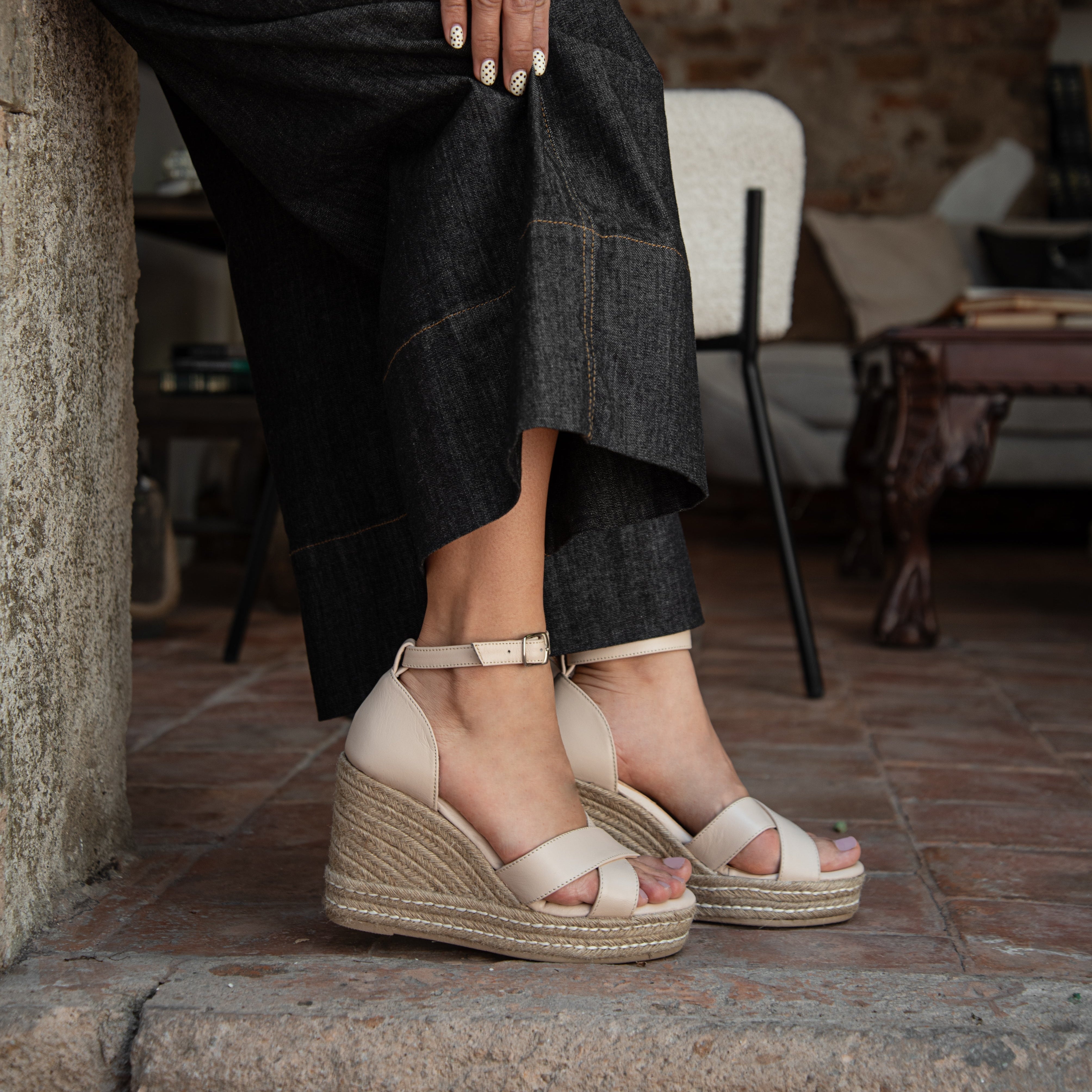 Alpargata SIRENA piel porcelana