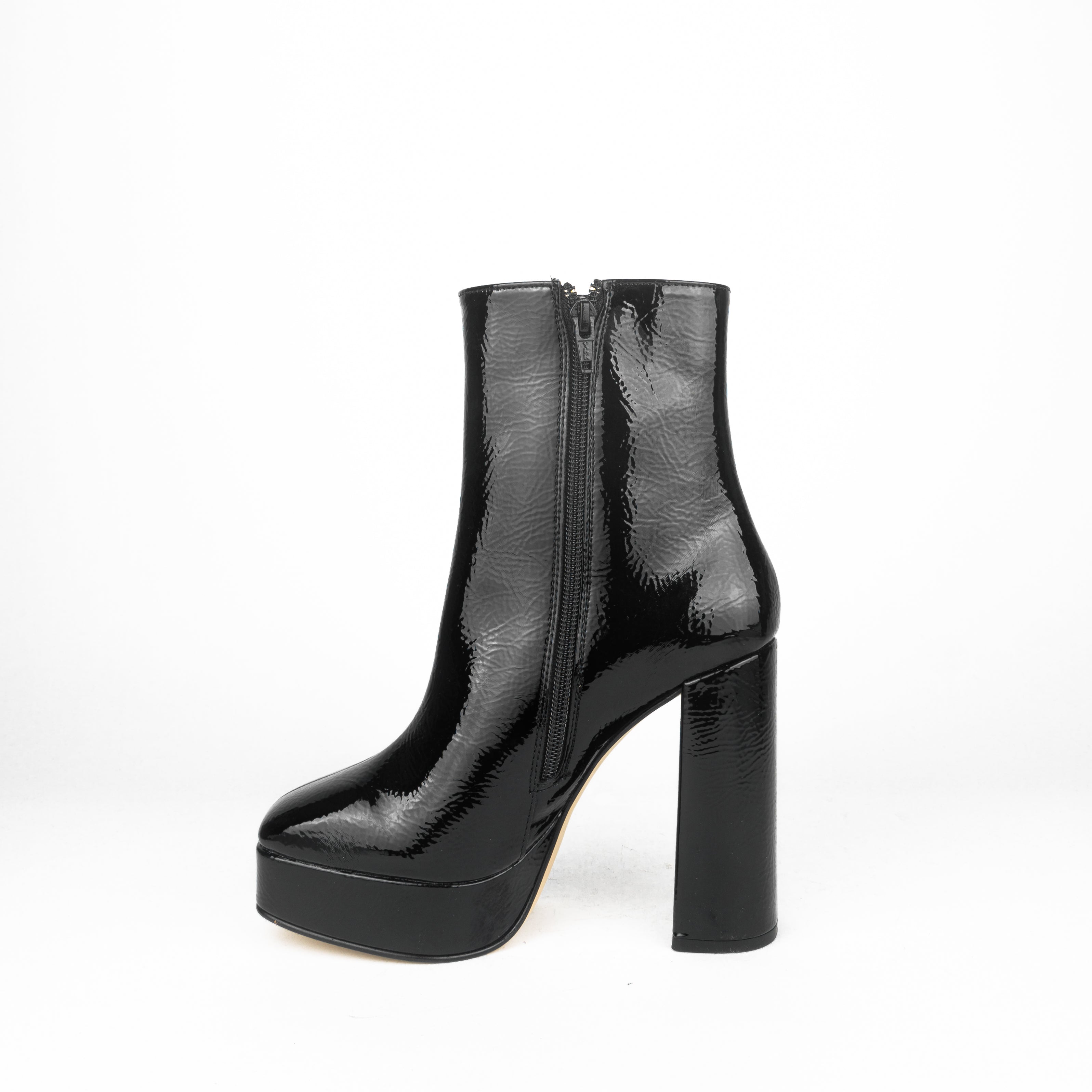 Botin MEYGAN charol negro