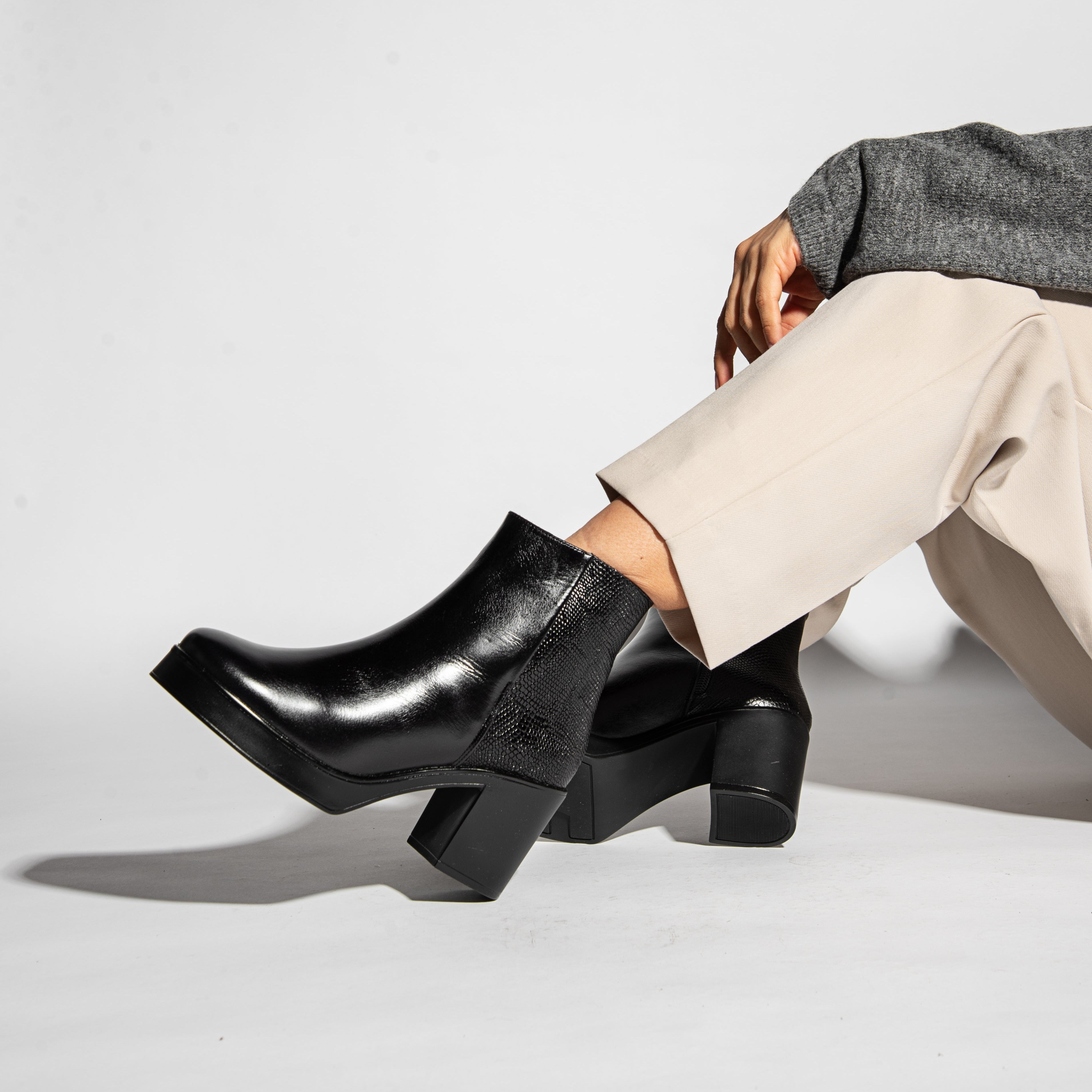 Botin OFELIA piel negro