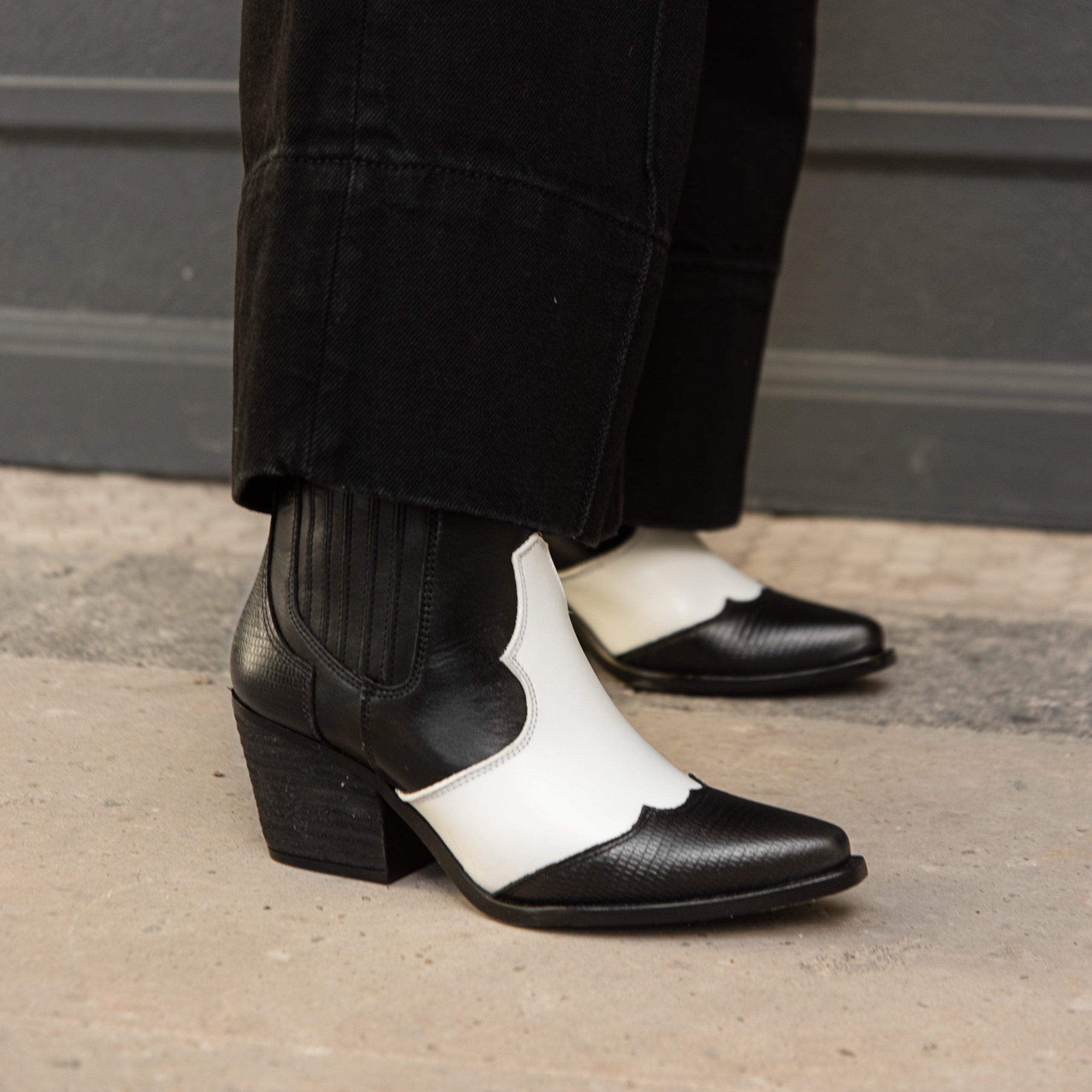 Botin ARIZONA negro