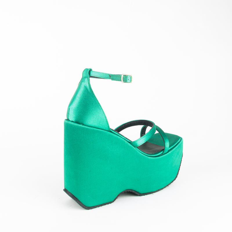 Sandalia SAINT satin verde
